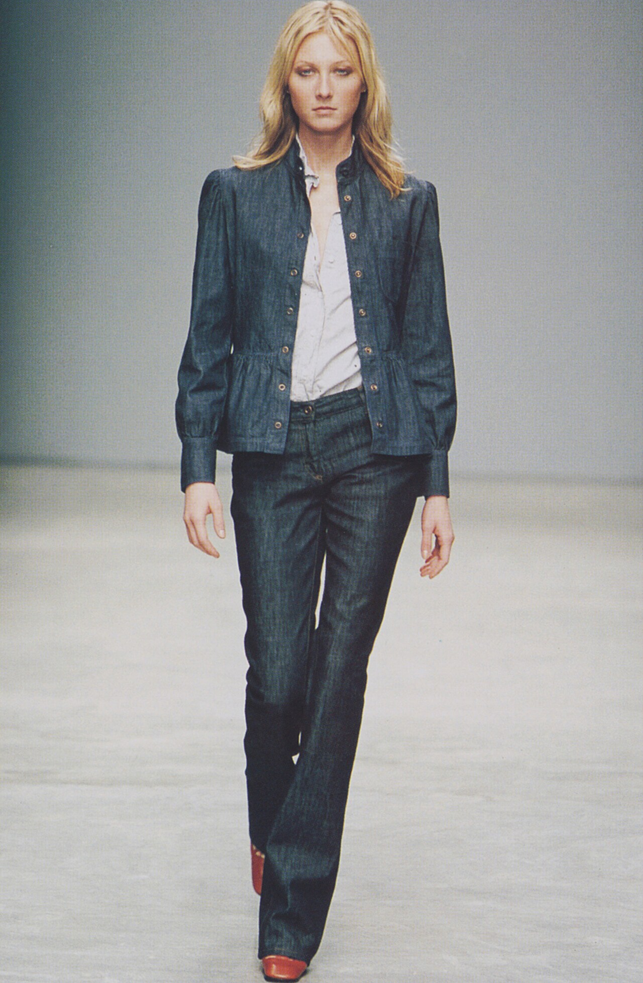 2001年秋冬ファッションショー Miu Miu