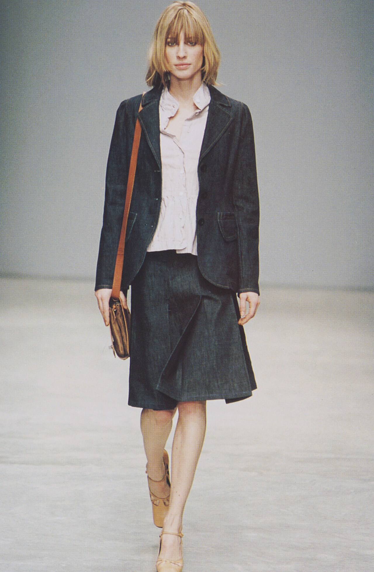 2001年秋冬ファッションショー Miu Miu
