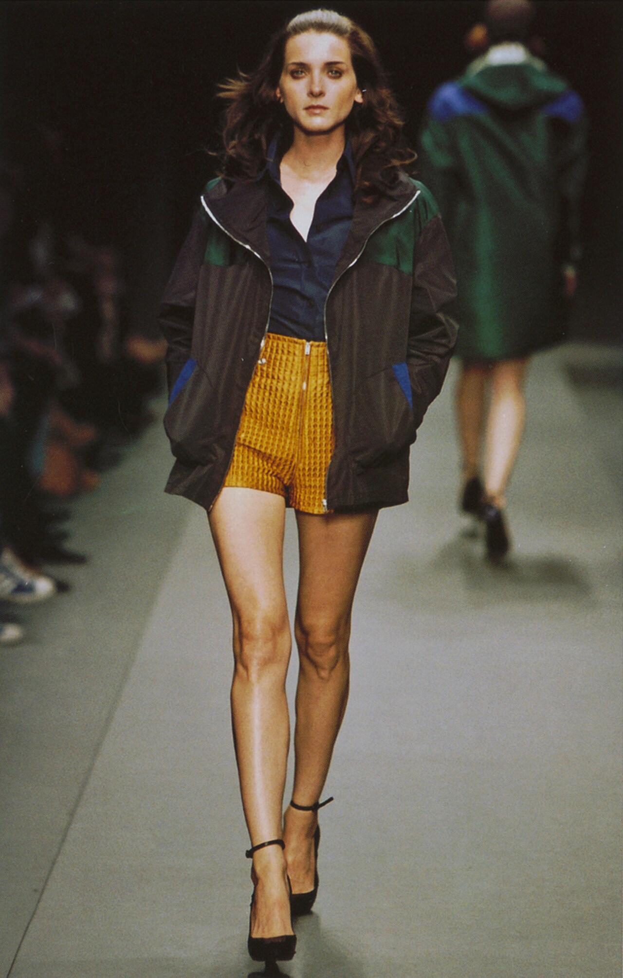2002年秋冬ファッションショー Miu Miu