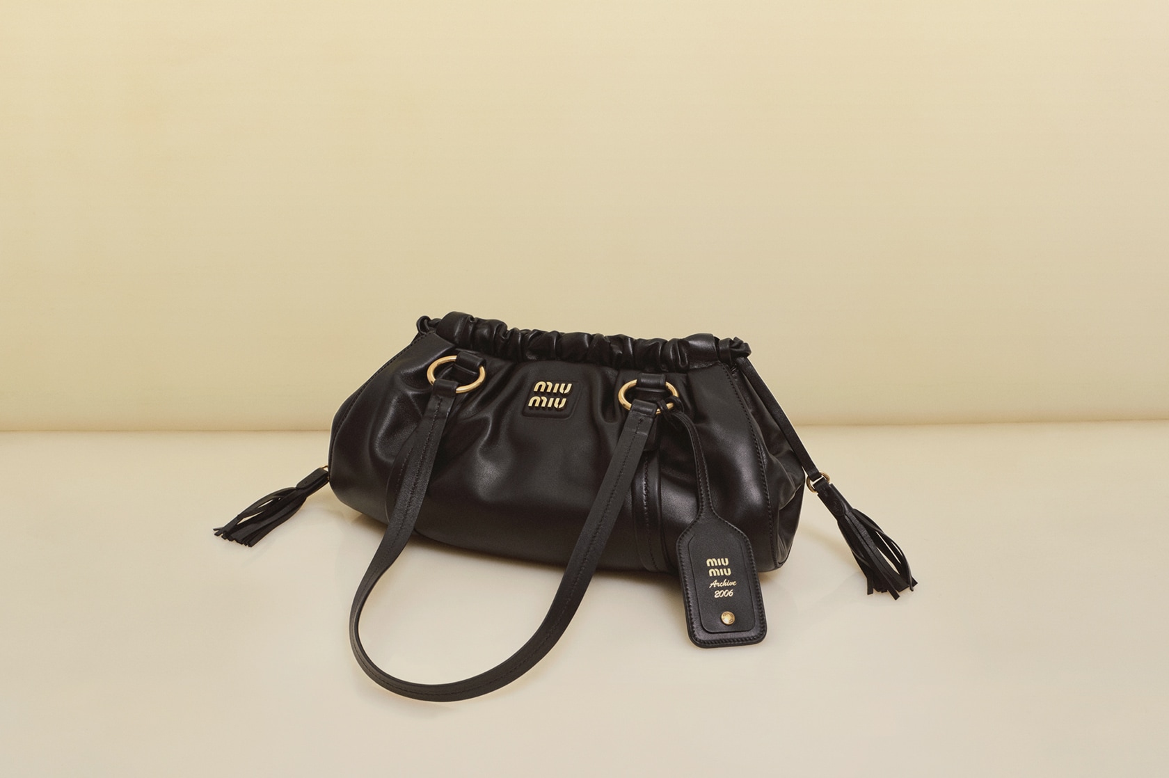 Borsa a mano miu miu sales