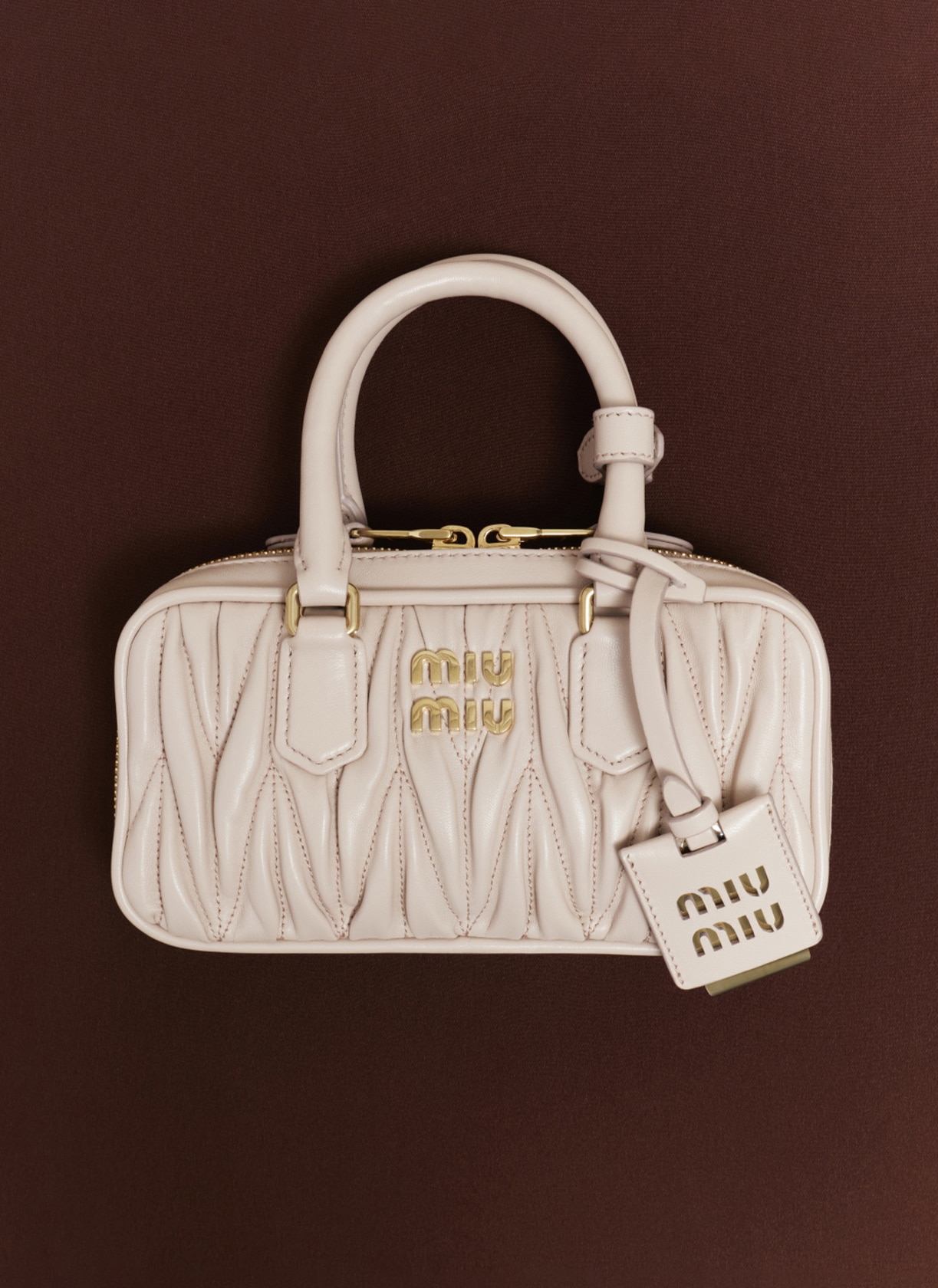 Miu miu pouch shop