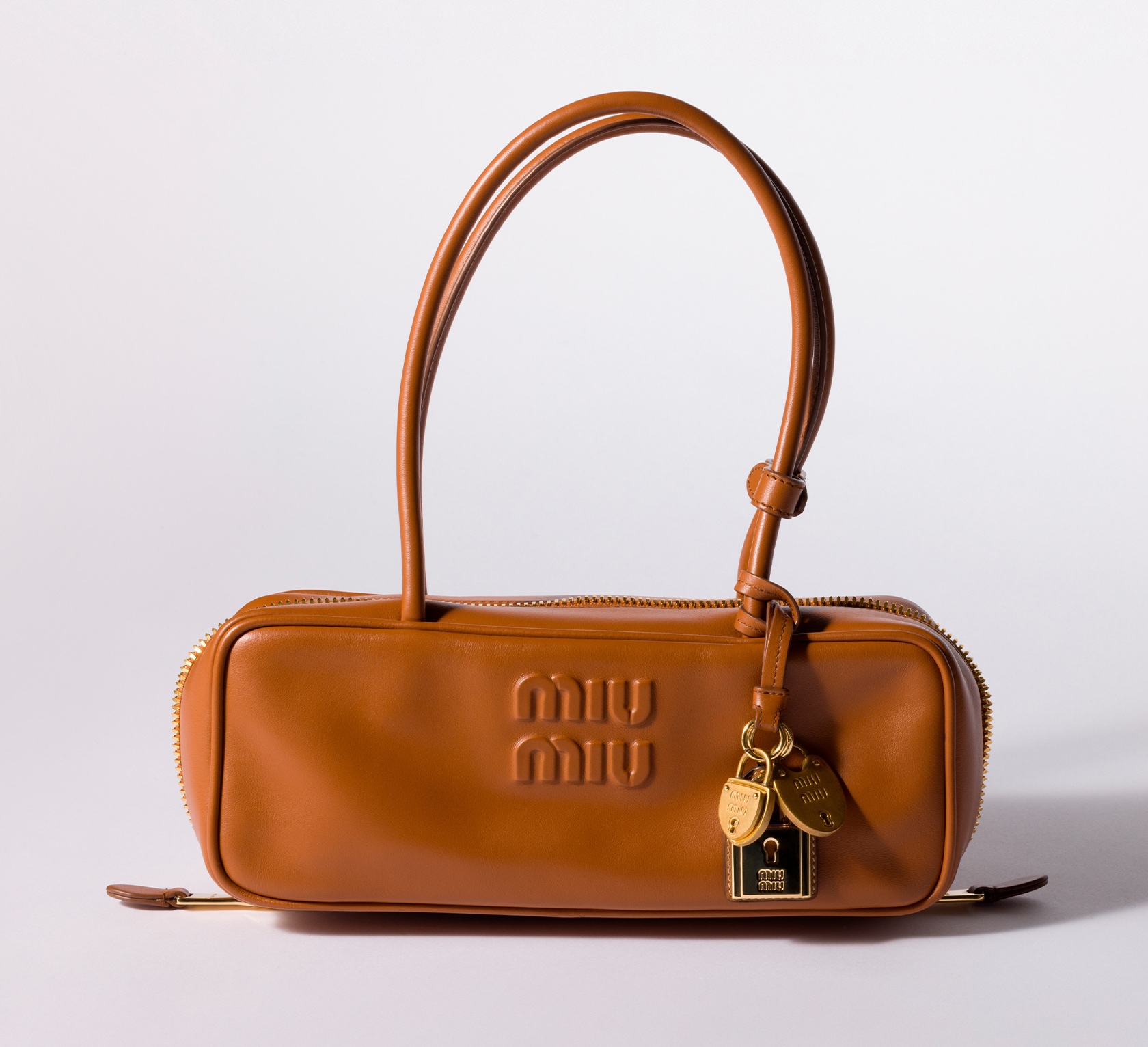 レディース アイコンバッグ Miu Miu