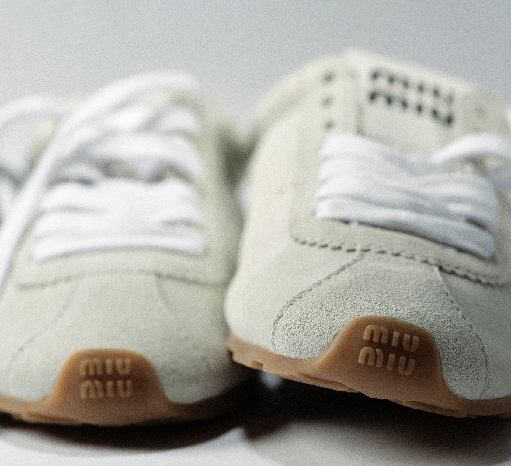 レディース アイコニックシューズ Miu Miu