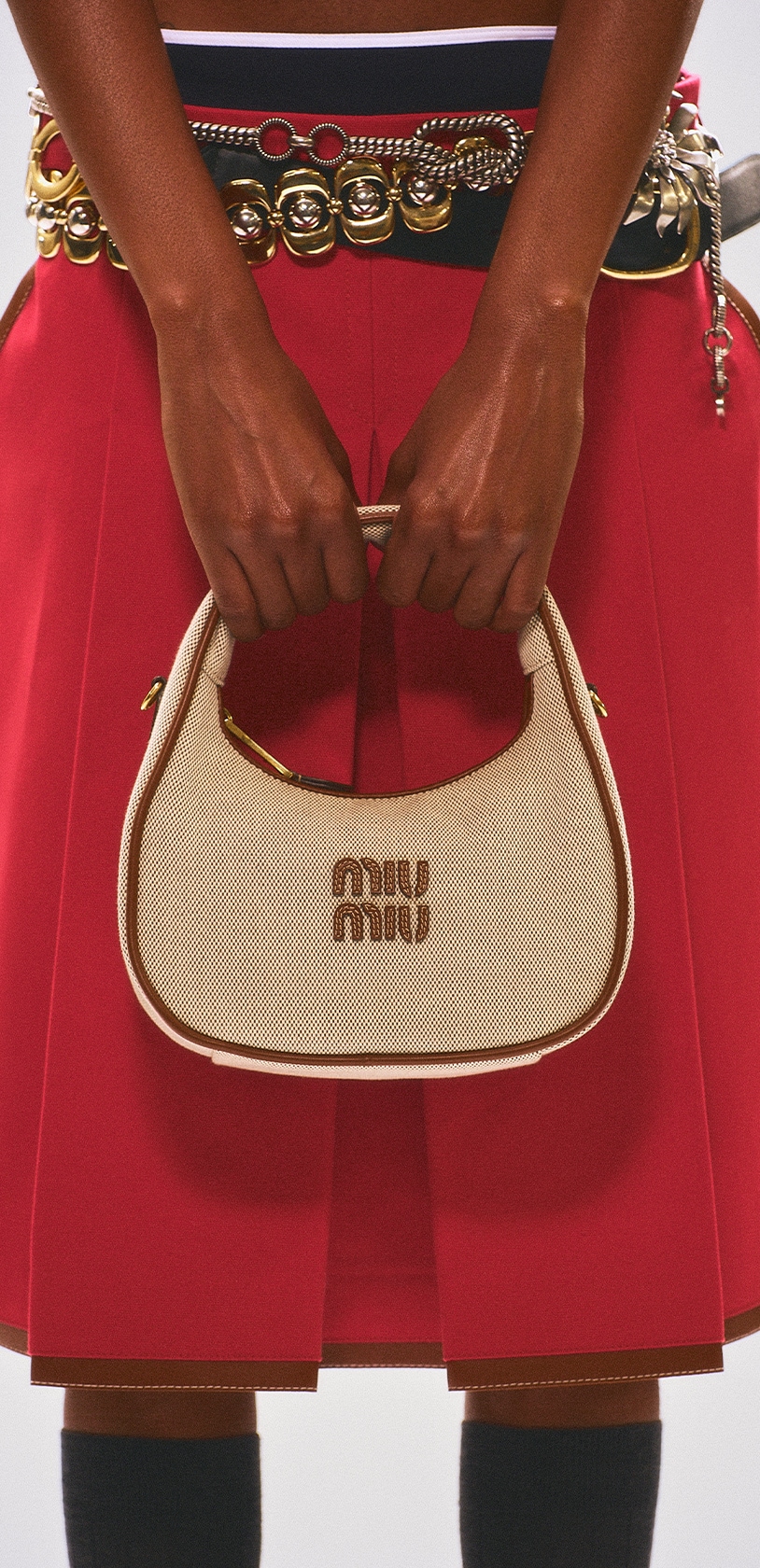 レディース】デザイナーズ バッグ コレクション - Miu Miu公式サイト