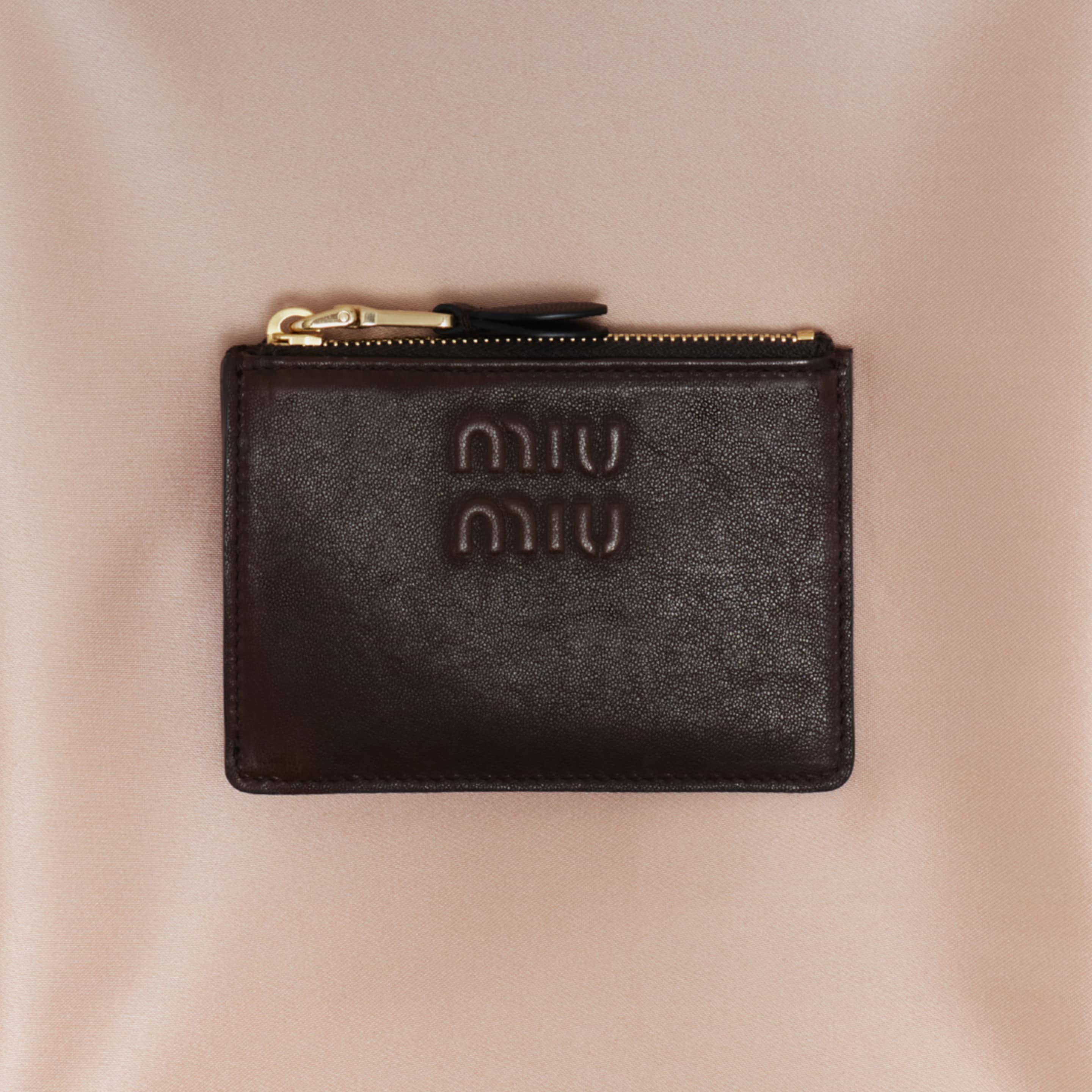 値下げ交渉承ります！ miumiu miumiu ¥230,000 2101219395678