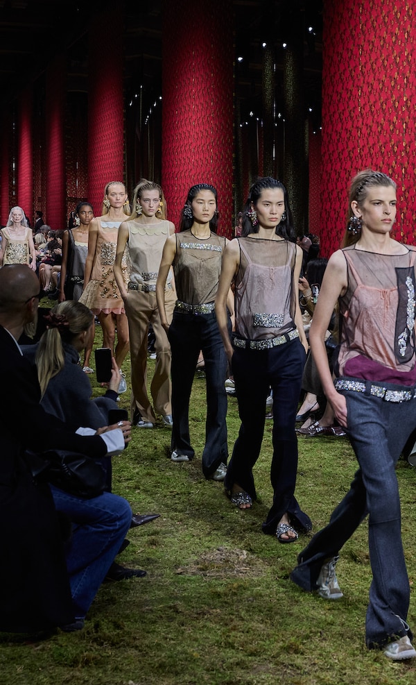Fall Winter 2026 Fashion Show | Miu Miu - 日本