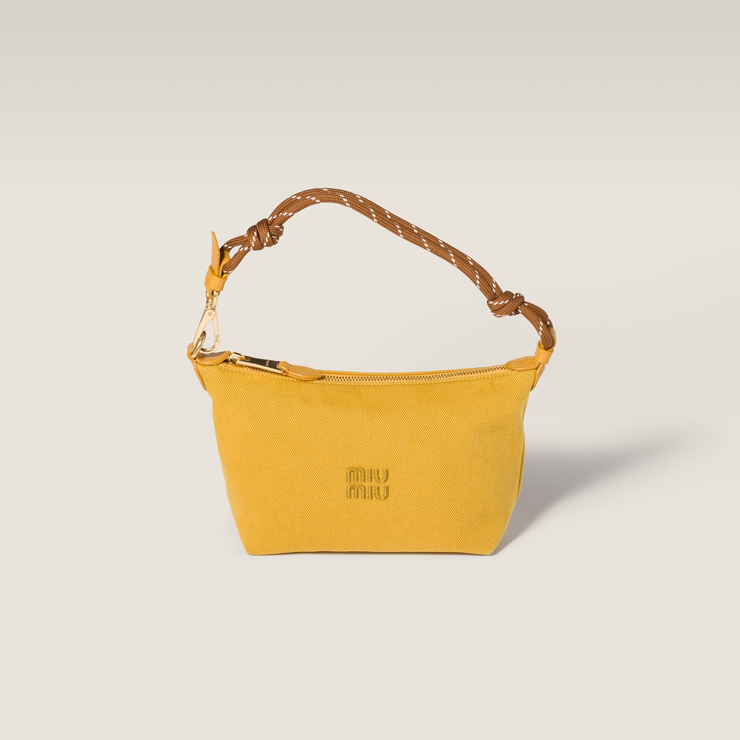 MIUMIU タオルとポーチのセット MIUMIU タオルとポーチのセット MIUMIU