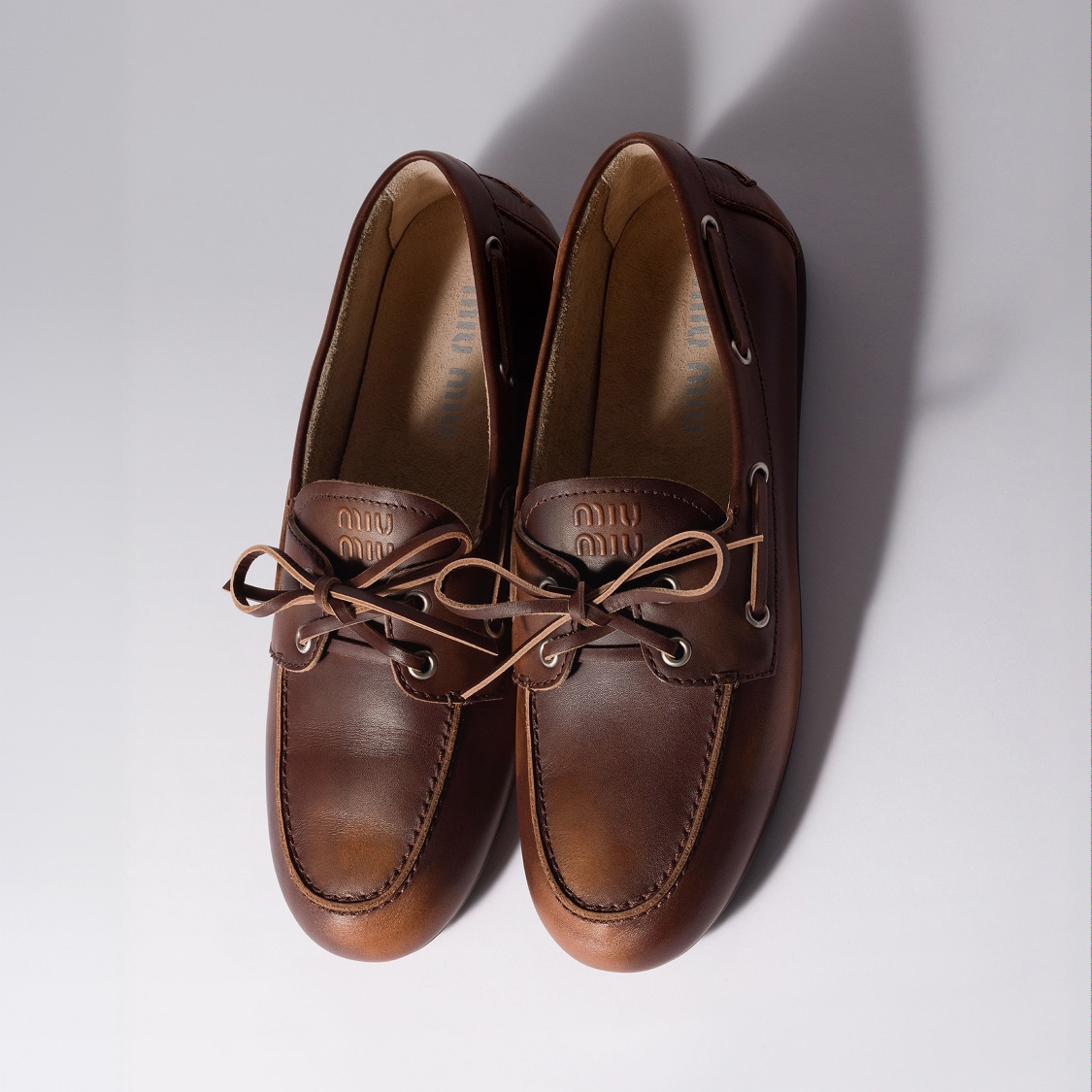 Deck shoes