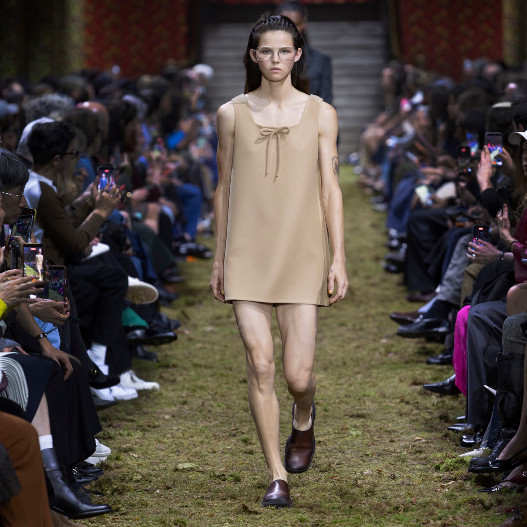 Look 12