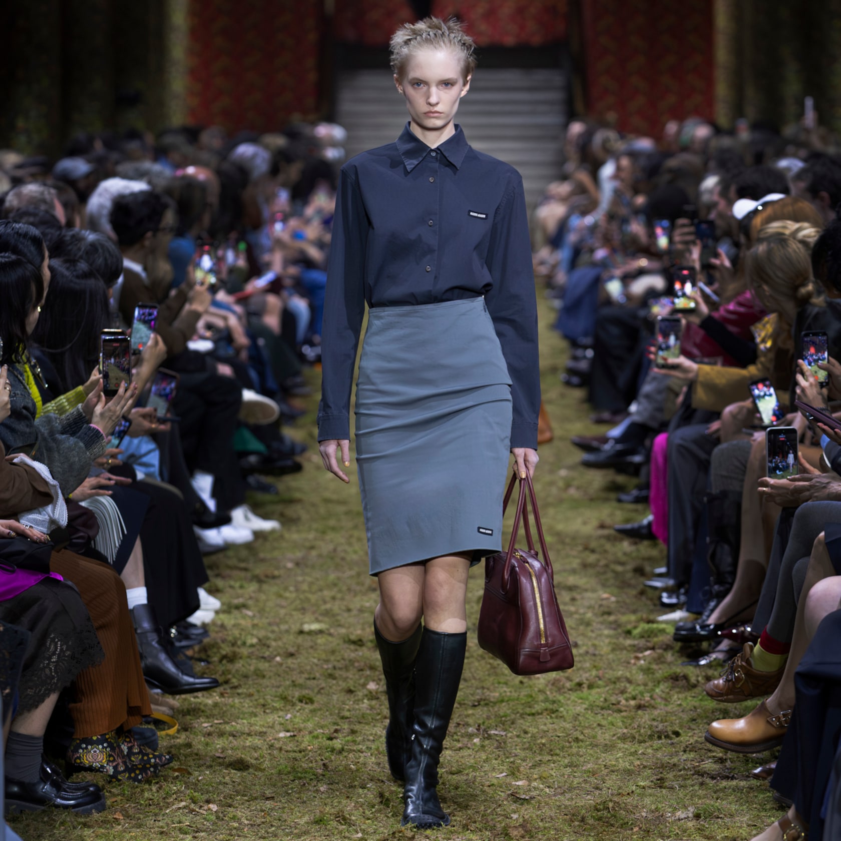 Look 19