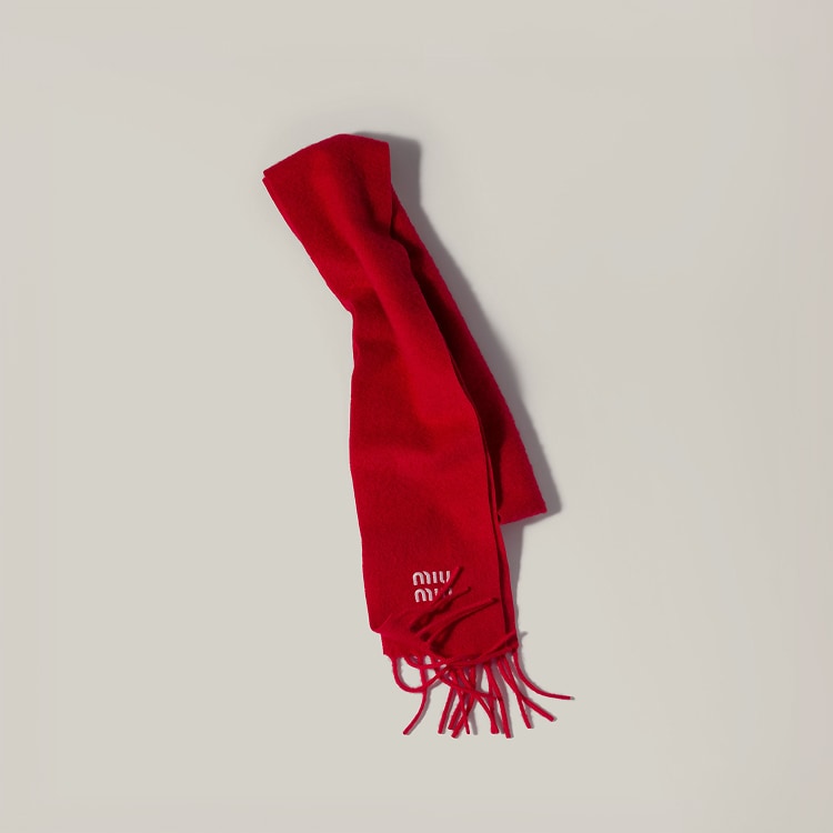 Scarves and gloves