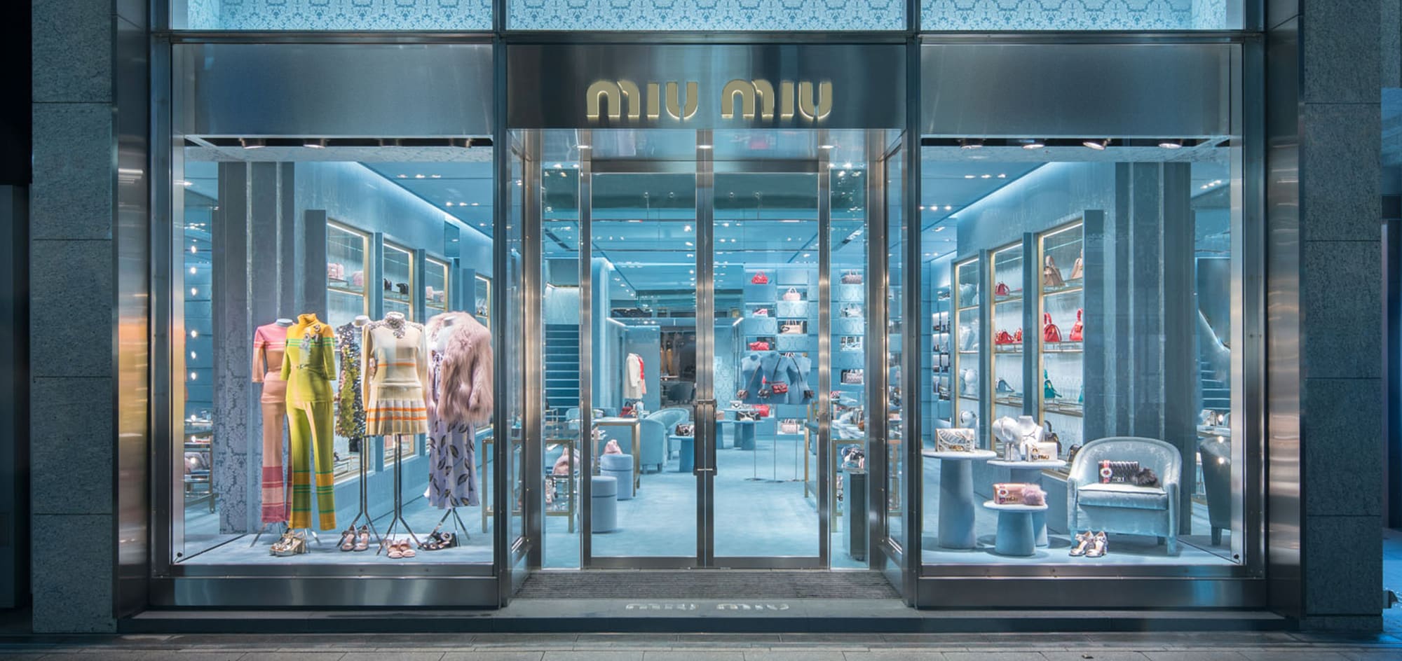 ミュウミュウ 銀座店 東京都中央区銀座2-6-5 | Miu Miu