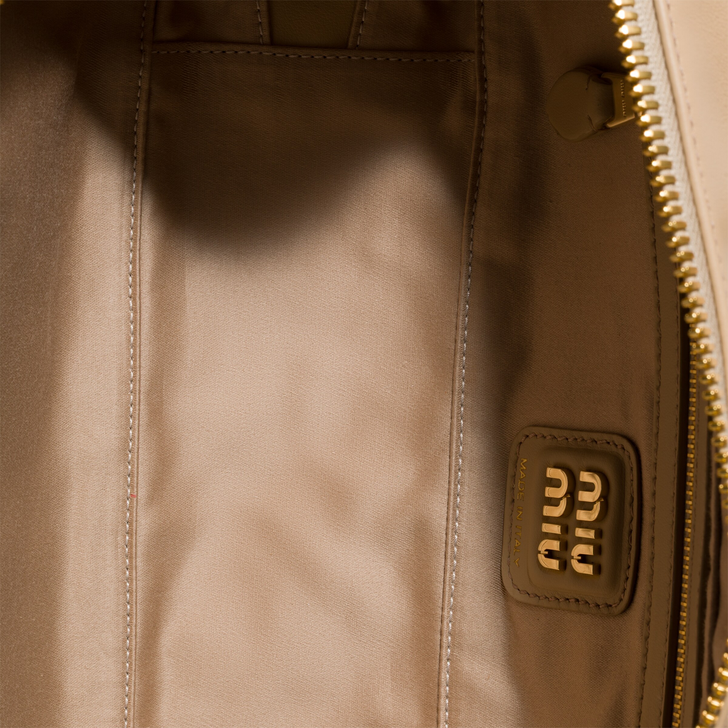 Miu Miu Beau Leather Bag In Brown