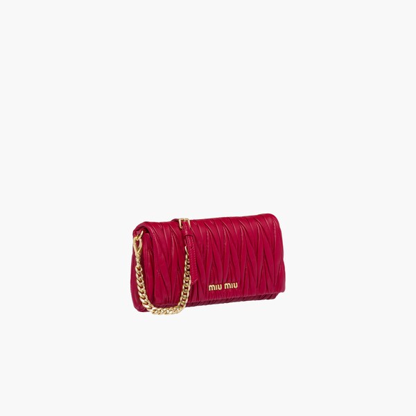 Borsa a spalla in Nappa Matelassé Rubino | Miu Miu