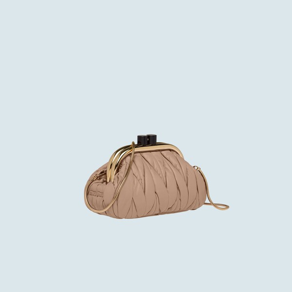 miu miu clutch