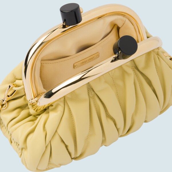 Miu Belle 软羊革手袋 Miu Miu 5bk018 N F0032 V Ooo Miu Belle 软羊革手袋 Miu Miu 5bk018 N F0032 V Ooo