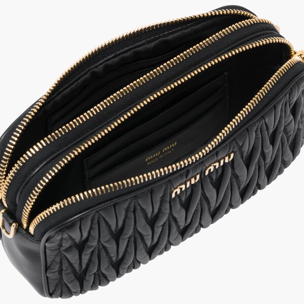 マテラッセレザー ミニバッグ ブラック Miu Miu