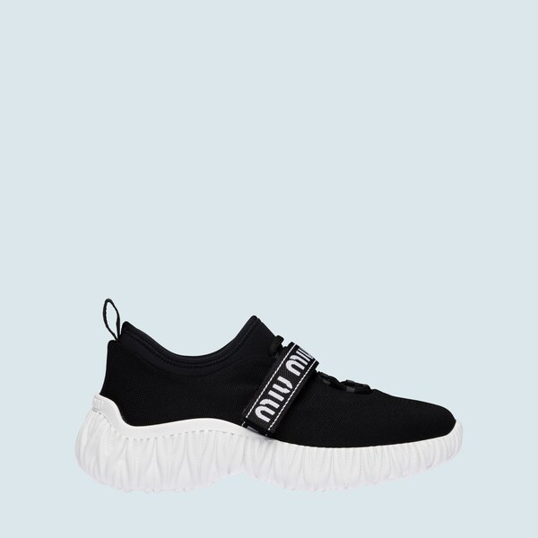 knit sneakers