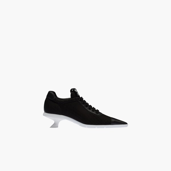 Sneakers a punta con tacco Nero | Miu Miu