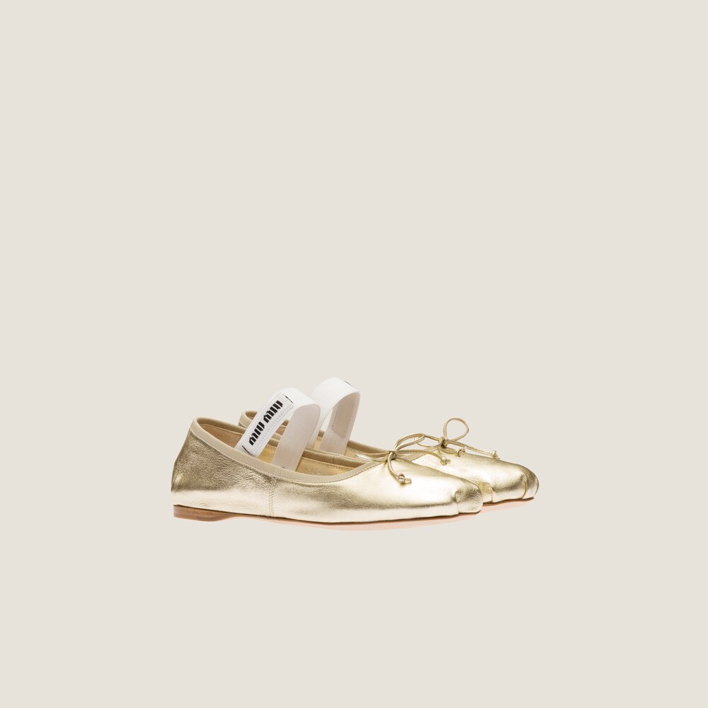 miumiu.com | Ballerine in nappa mordorè