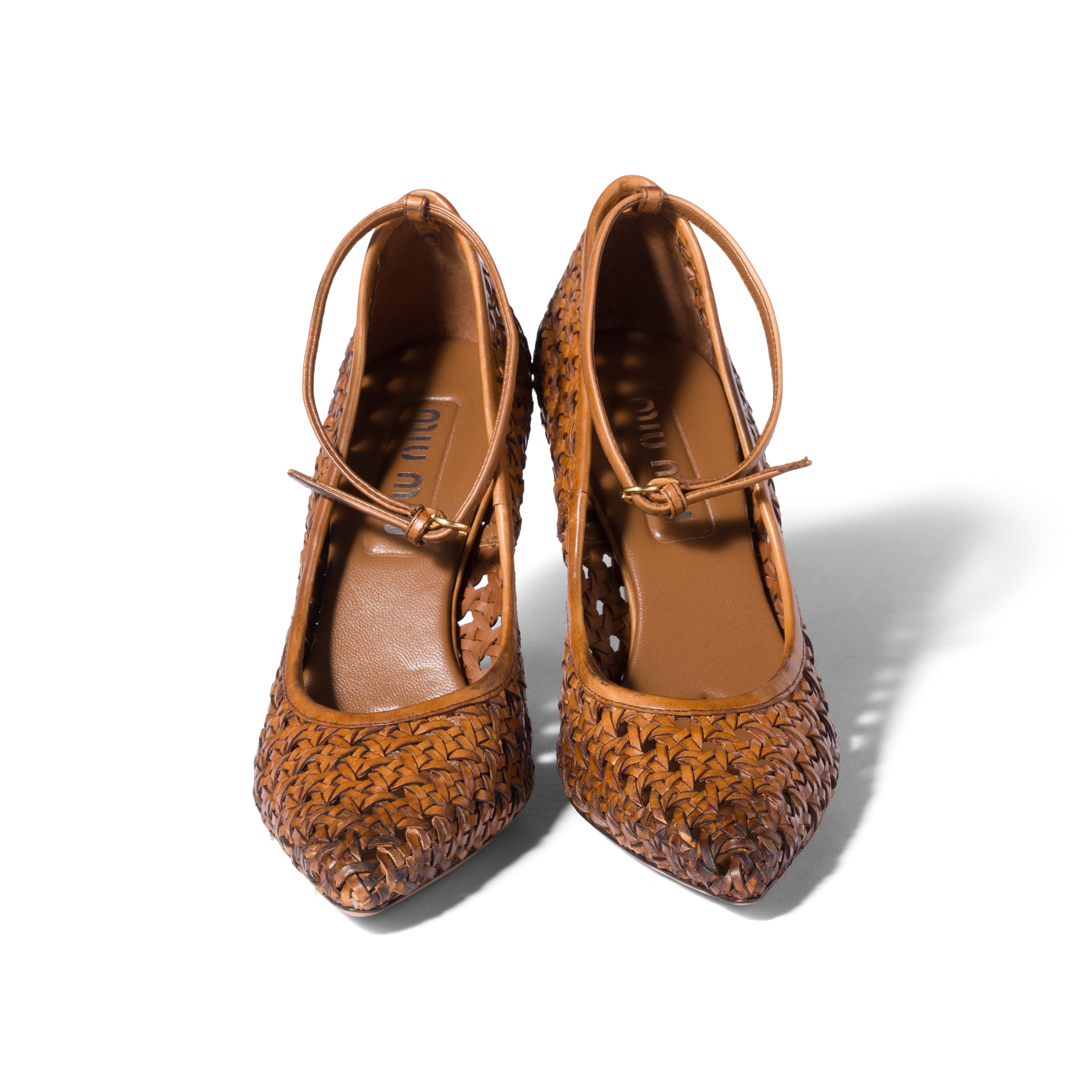 Miu Miu 80 Woven Leather Pointed Pumps In Brown