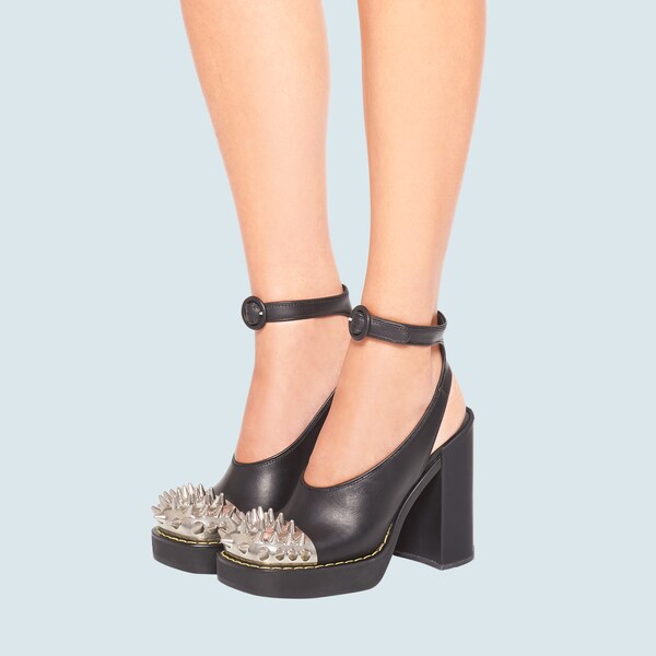 gold sparkle toms