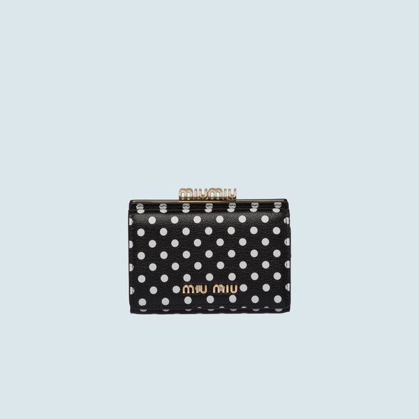 ミュウミュウ レディース 財布 公式オンラインストア