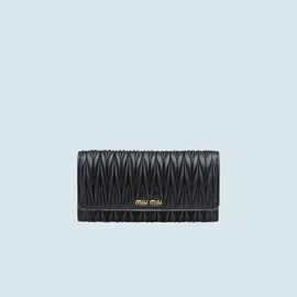 miu miu matelassé leather wallet