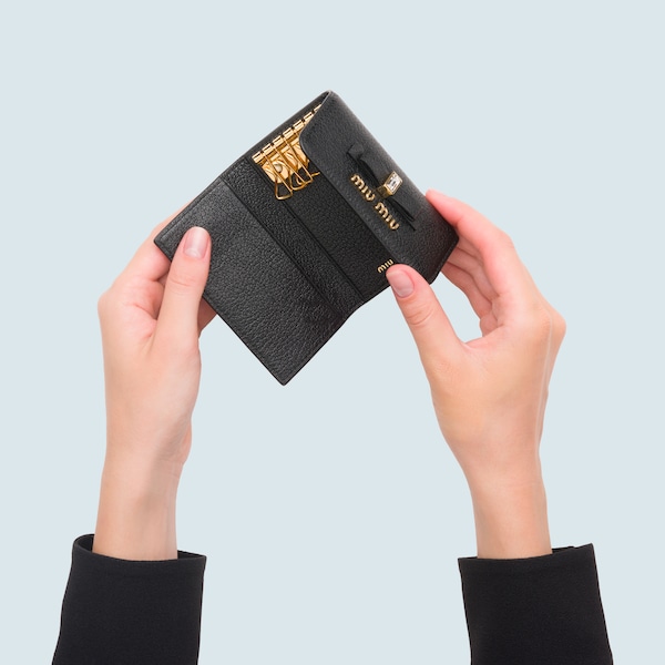 Miu miu pouch keyring online