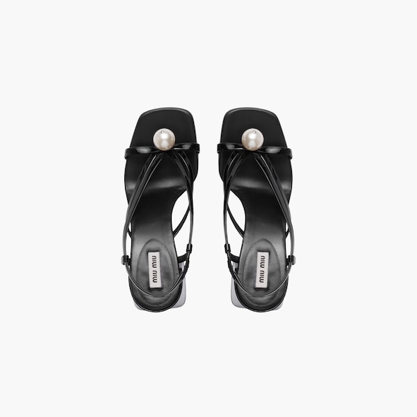 Sandali in vernice con perla Nero | Miu Miu