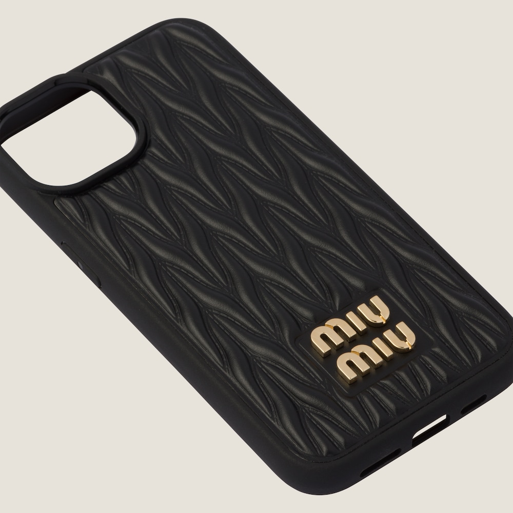 MIUMIUのiPhoneケース