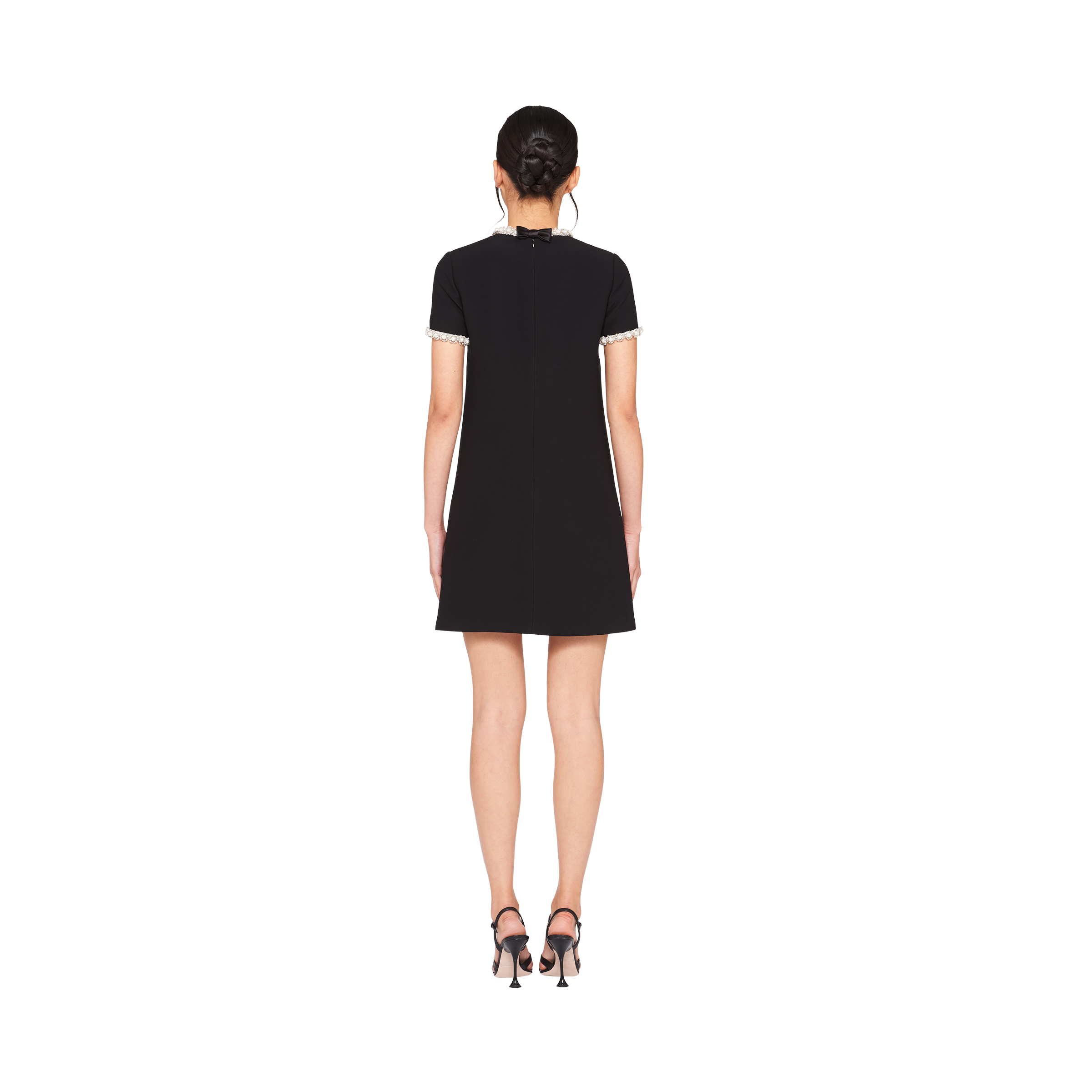 刺繍入り キャディ ドレス ブラック Miu Miu