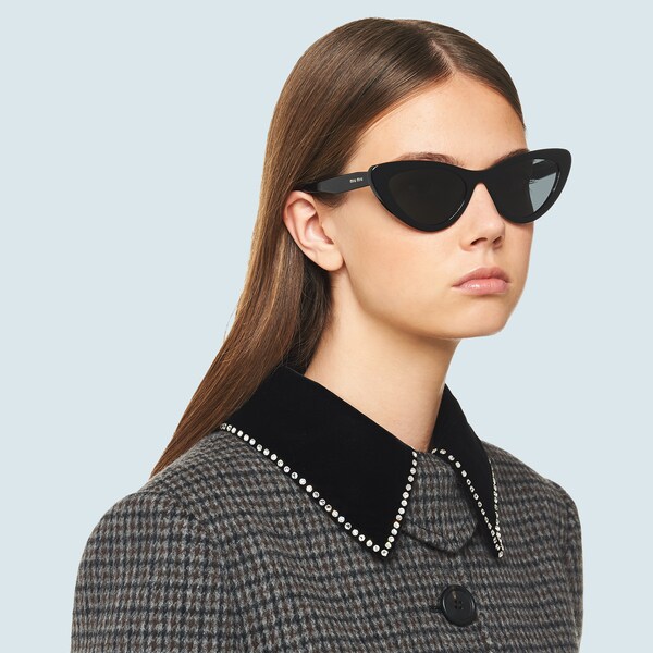 Miu Miu Logo Sunglasses Miu Miu Smu01v E1ab F05s0 C 055