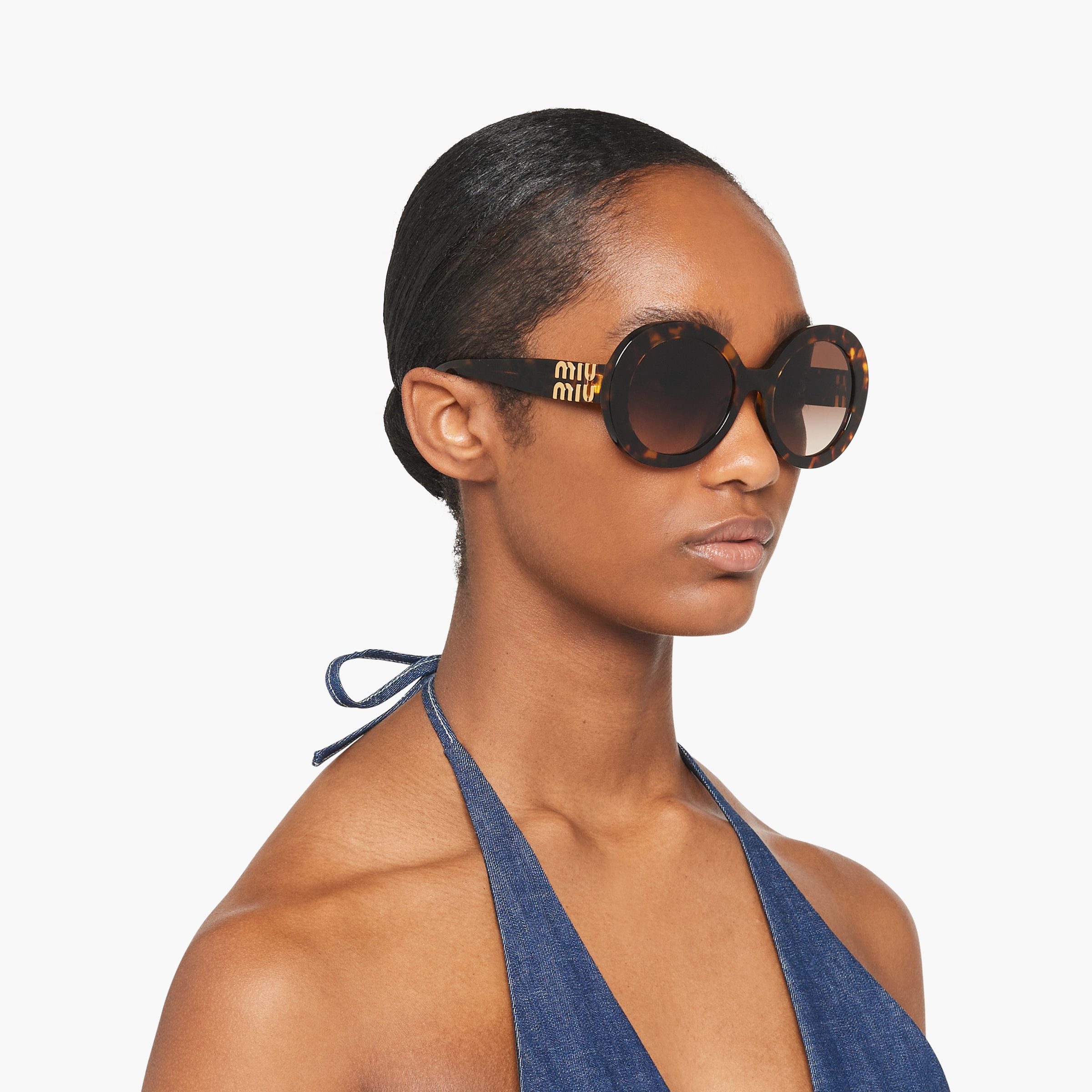 ASOS DESIGN - Lunettes de soleil rondes avec verres noirs - Marron | ASOS ASOS DESIGN - Lunettes de soleil rondes avec verres noirs - Marron | ASOS