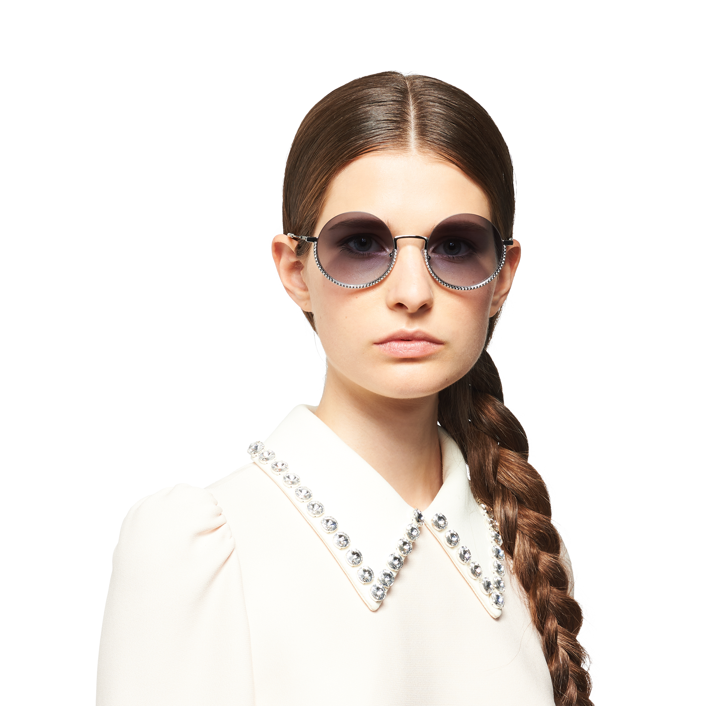 Miu miu чей это. Miu miu runway sunglasses. очки miu miu 2025. панама miu miu. miu miu model.