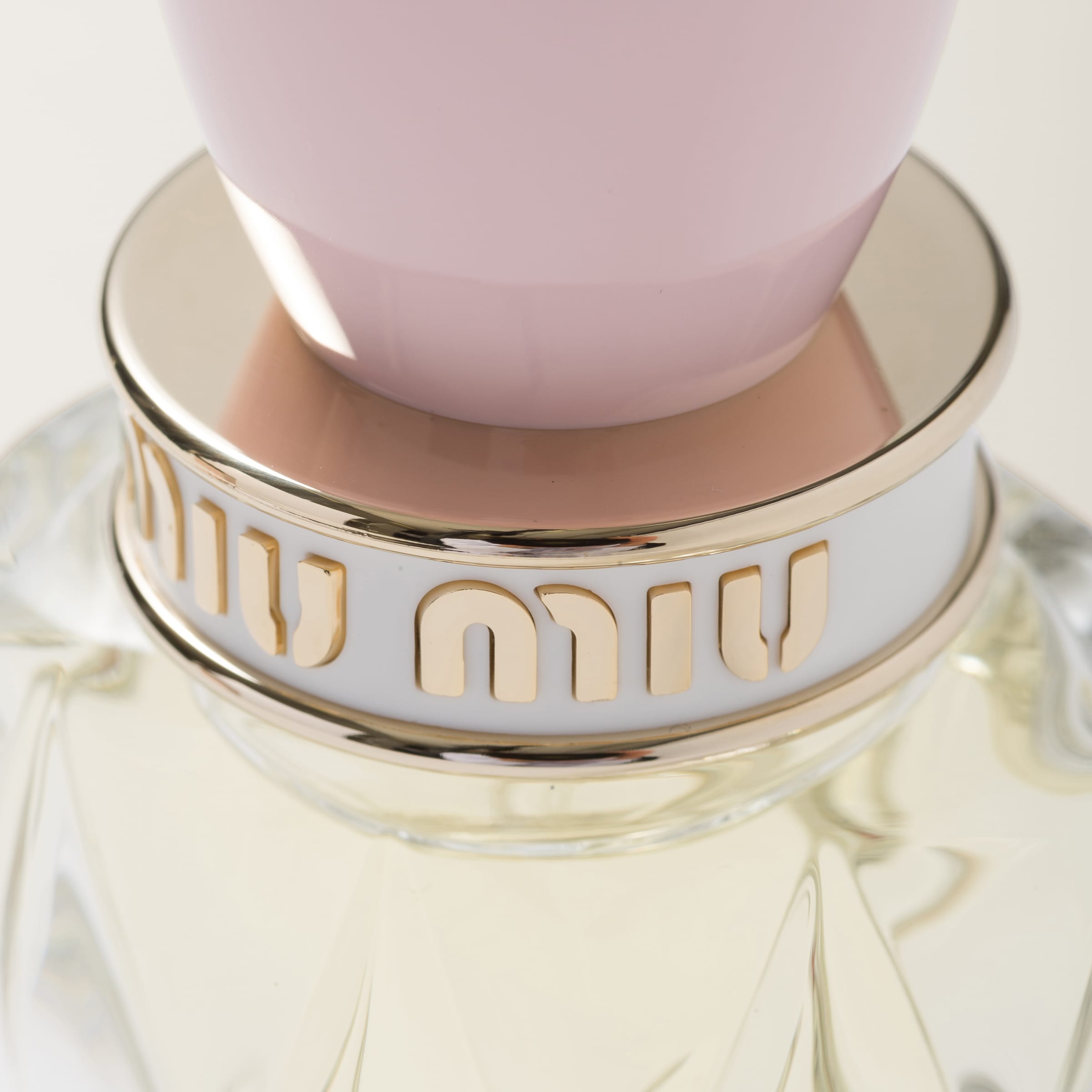 Neutri ミュウミュウ ツイスト オードトワレ 30ml | Miu Miu
