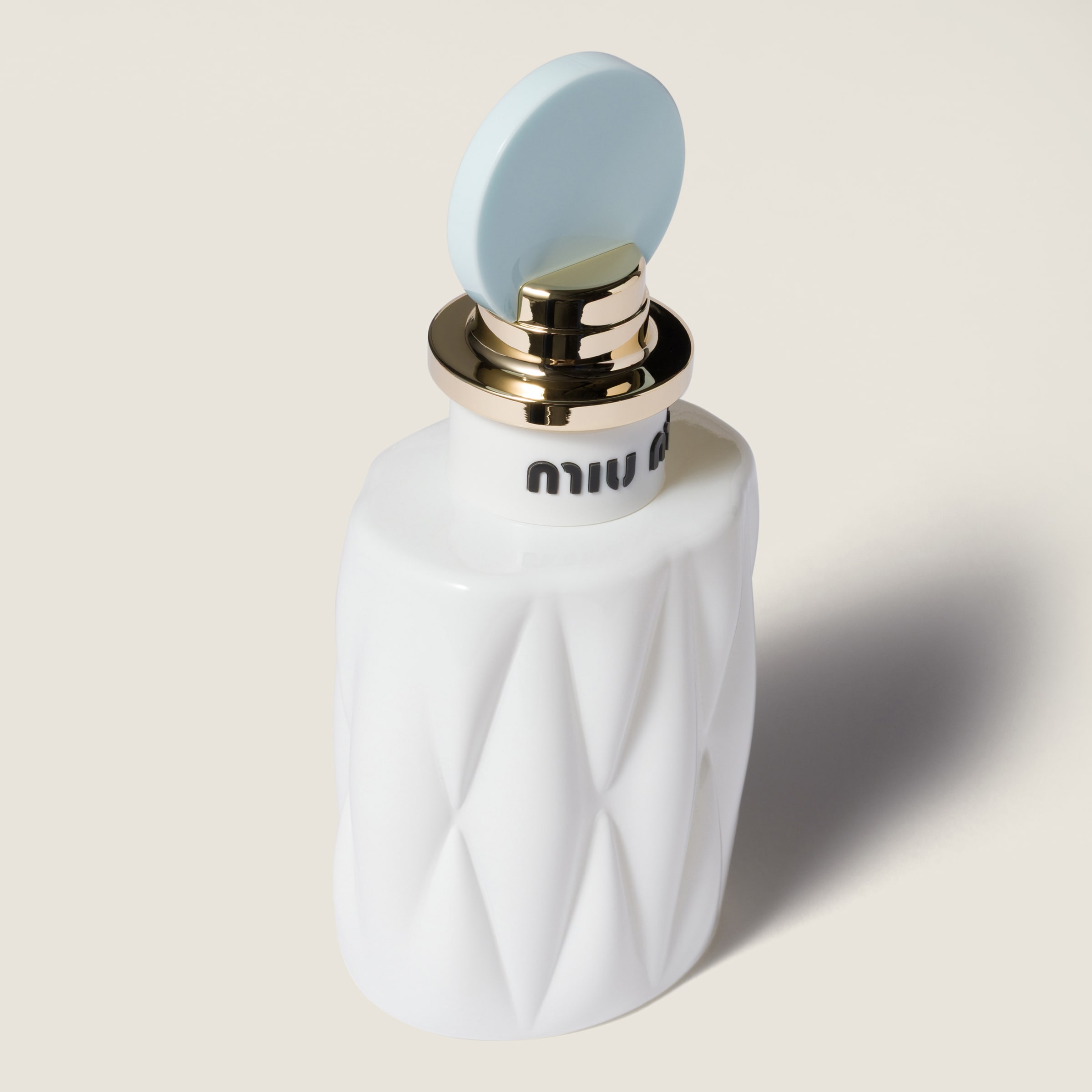 ニュートラル ミュウミュウ フルール ド レイ オードパルファム 100ml