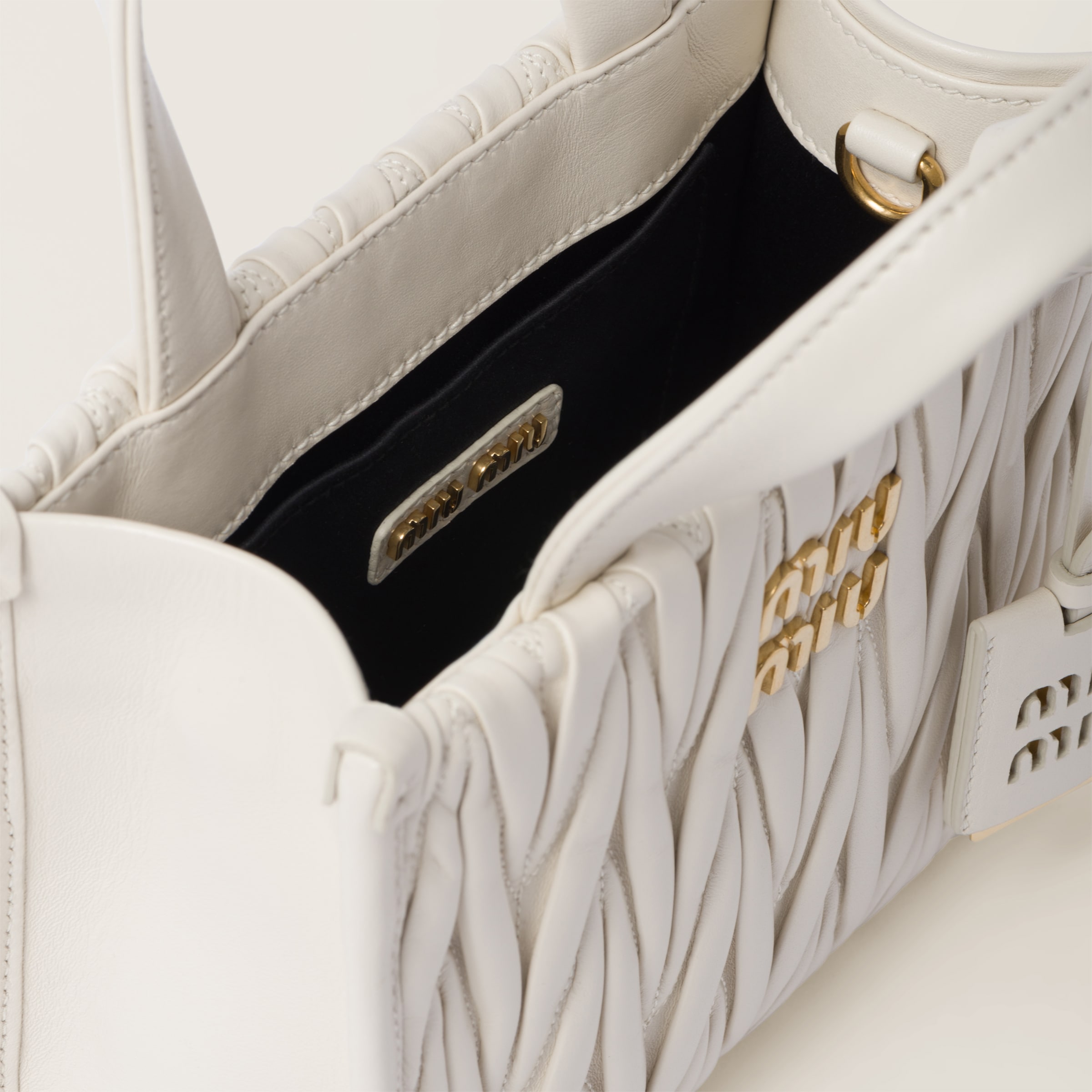 Weiss Handtasche Aus Matelassénappaleder Miu Miu