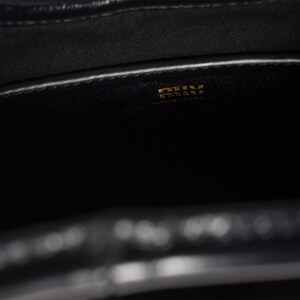 AF5BA281_2IEO_F0002_V_OLI_BKG_6