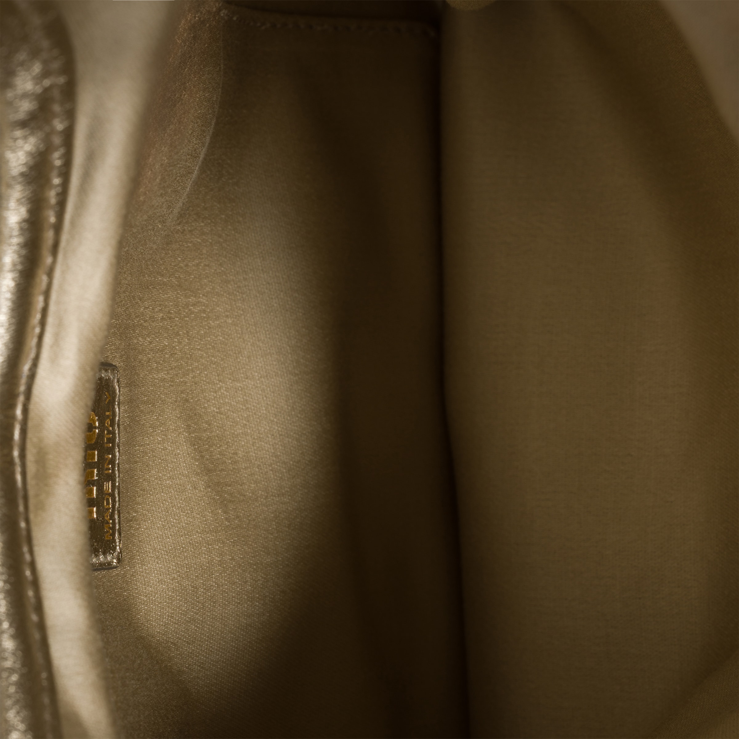 Miu Miu Ivy Lurex Handbag In Gold