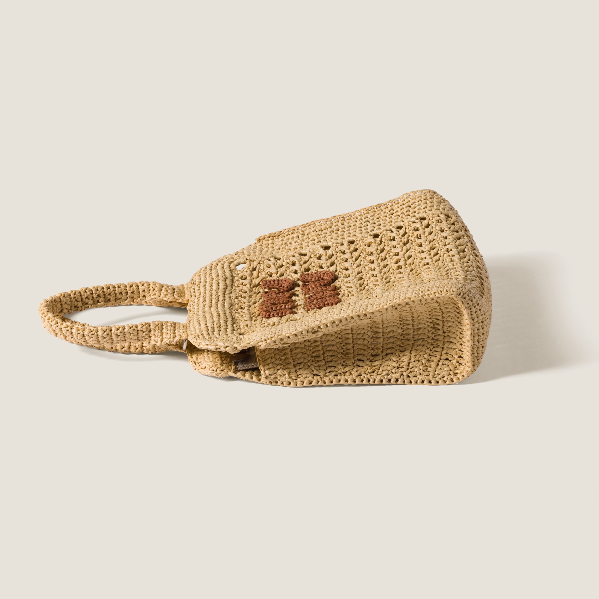 ■MiuMiu■ Crochet Raffia Tote Bag Natural Cognac 5BA283ADO1 Beige/cognac Raffia-effect Woven Tote Bag | Miu Miu