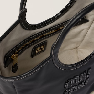 AF5BA284_2CRW_F0002_V_OON_BKG_6