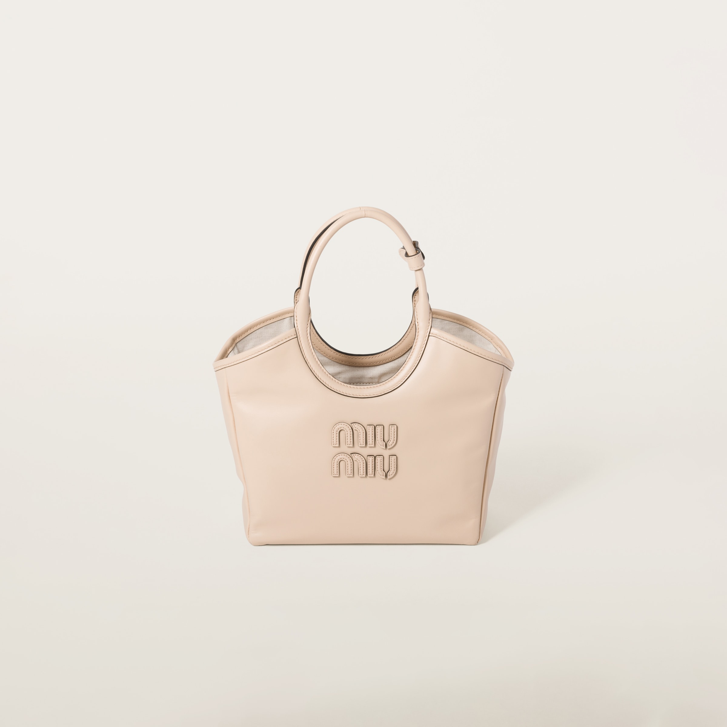 ベージュ アイビー レザー バッグ | Miu Miu ベージュ アイビー レザー バッグ | Miu Miu