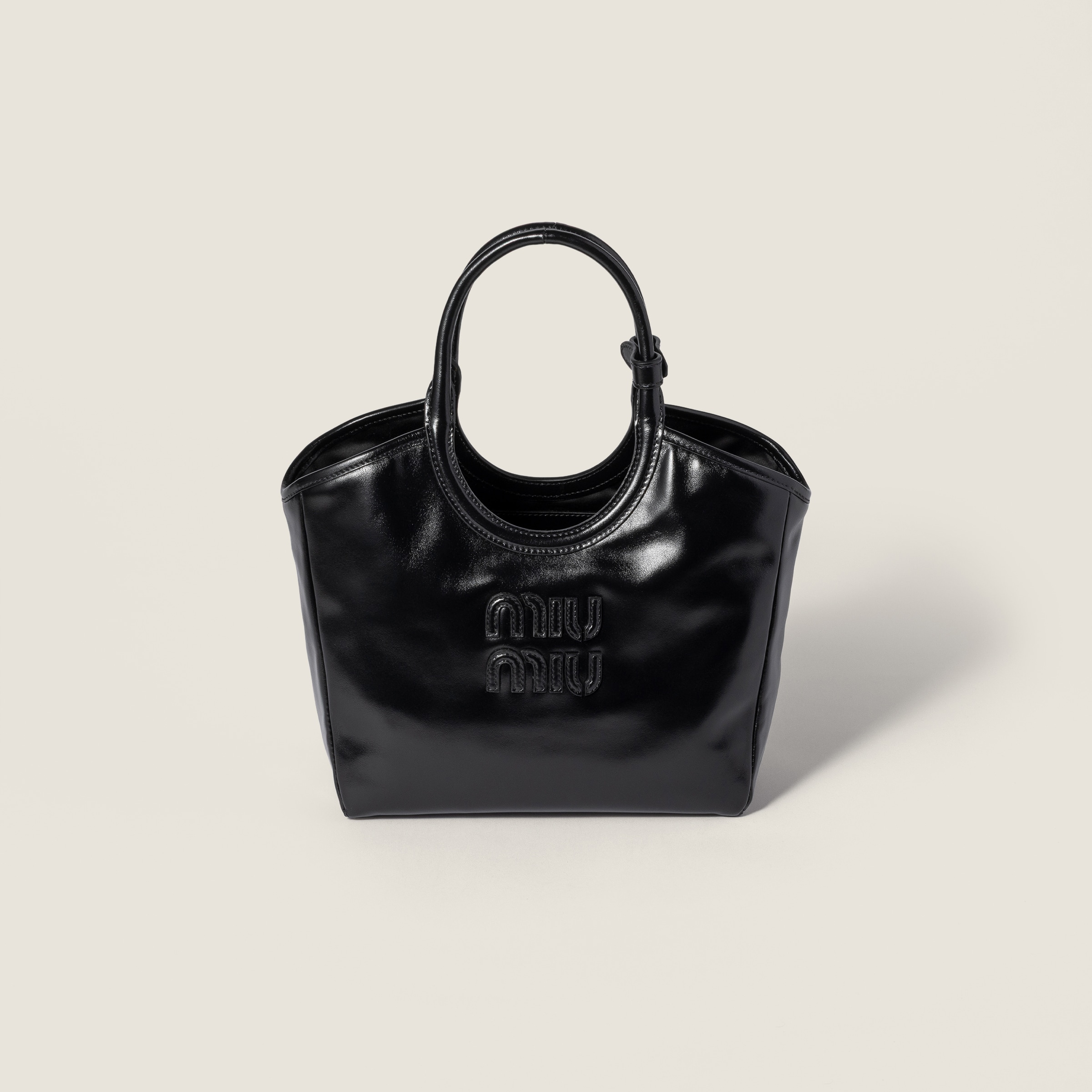 レディース】デザイナーズ バッグ コレクション - Miu Miu公式サイト