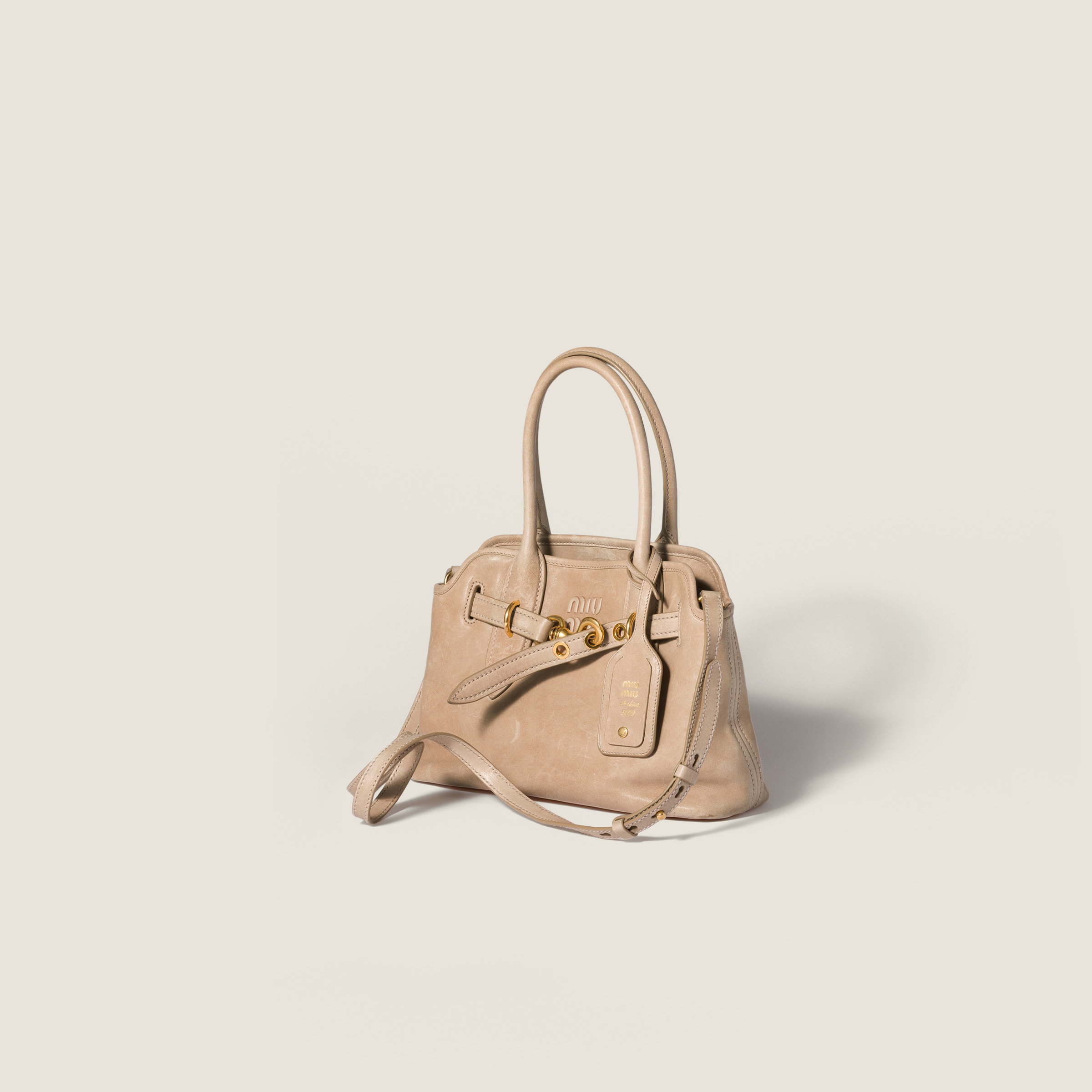 コードベージュ アバンチュール ナッパレザー バッグ | Miu Miu - 日本