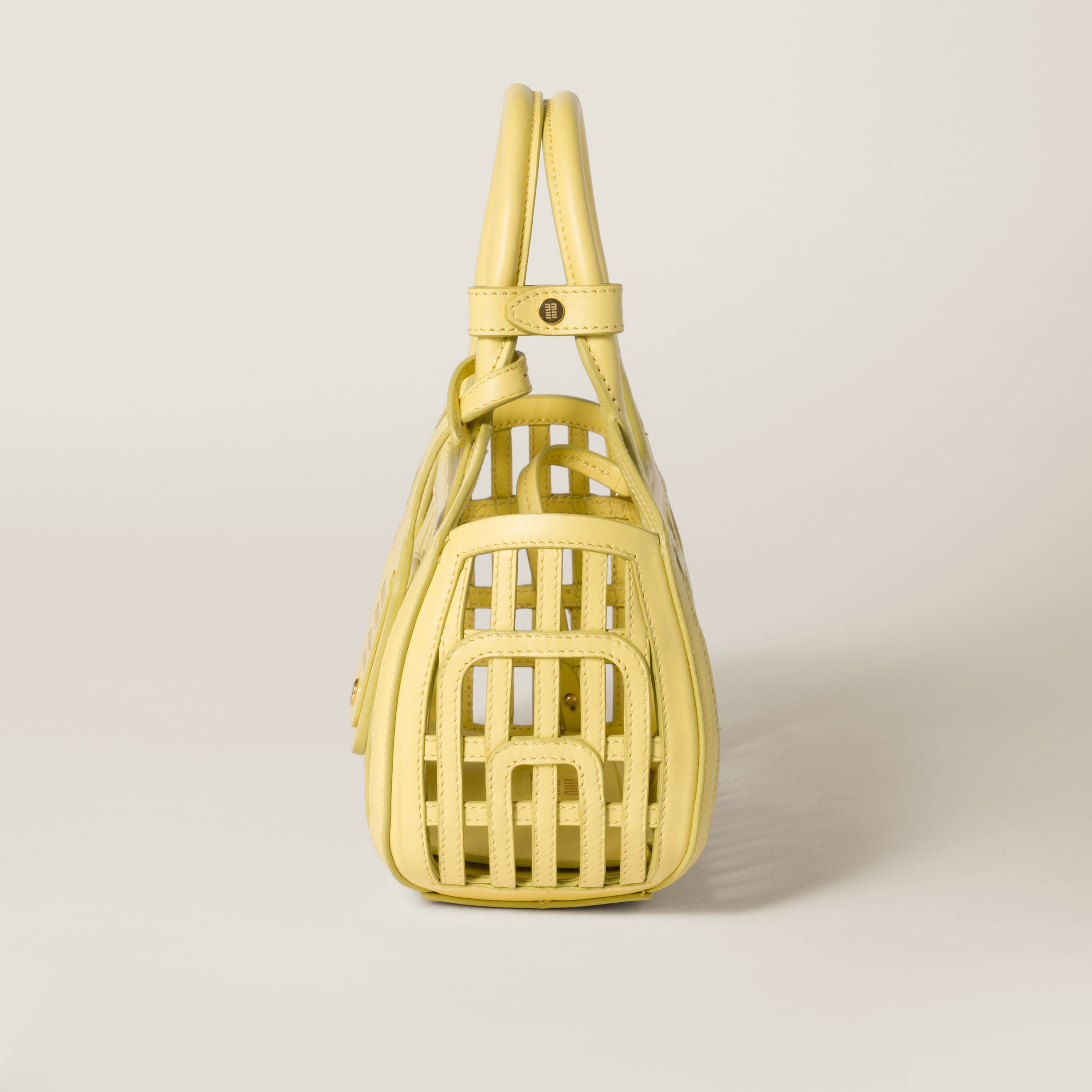 新作☆直営店 MiuMiu レザーバスケット バッグ 5BA294 Lemon Yellow Leather Basket | Miu Miu