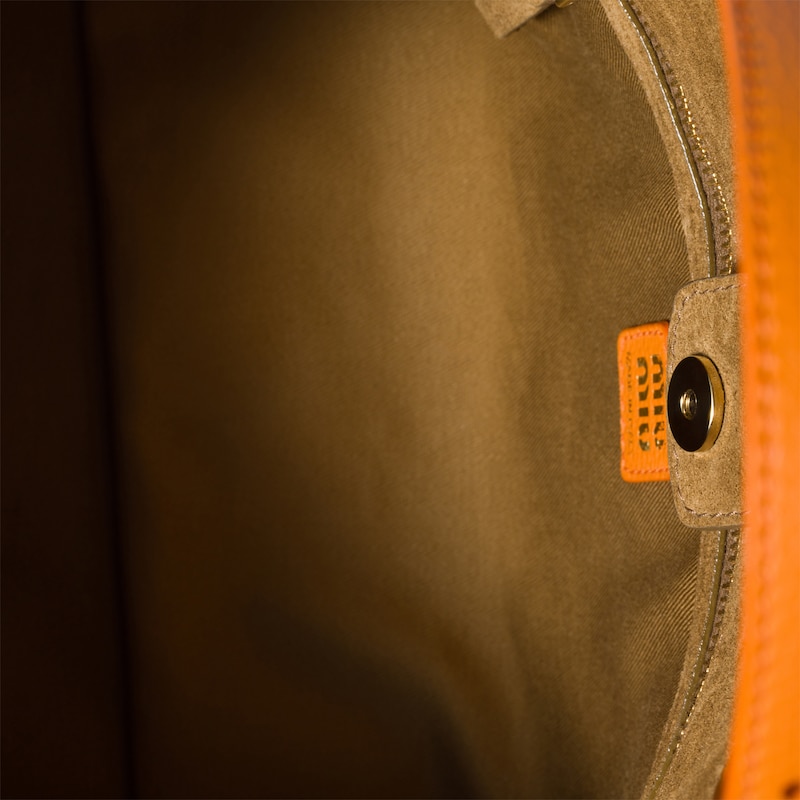 レザー ハンドバッグ