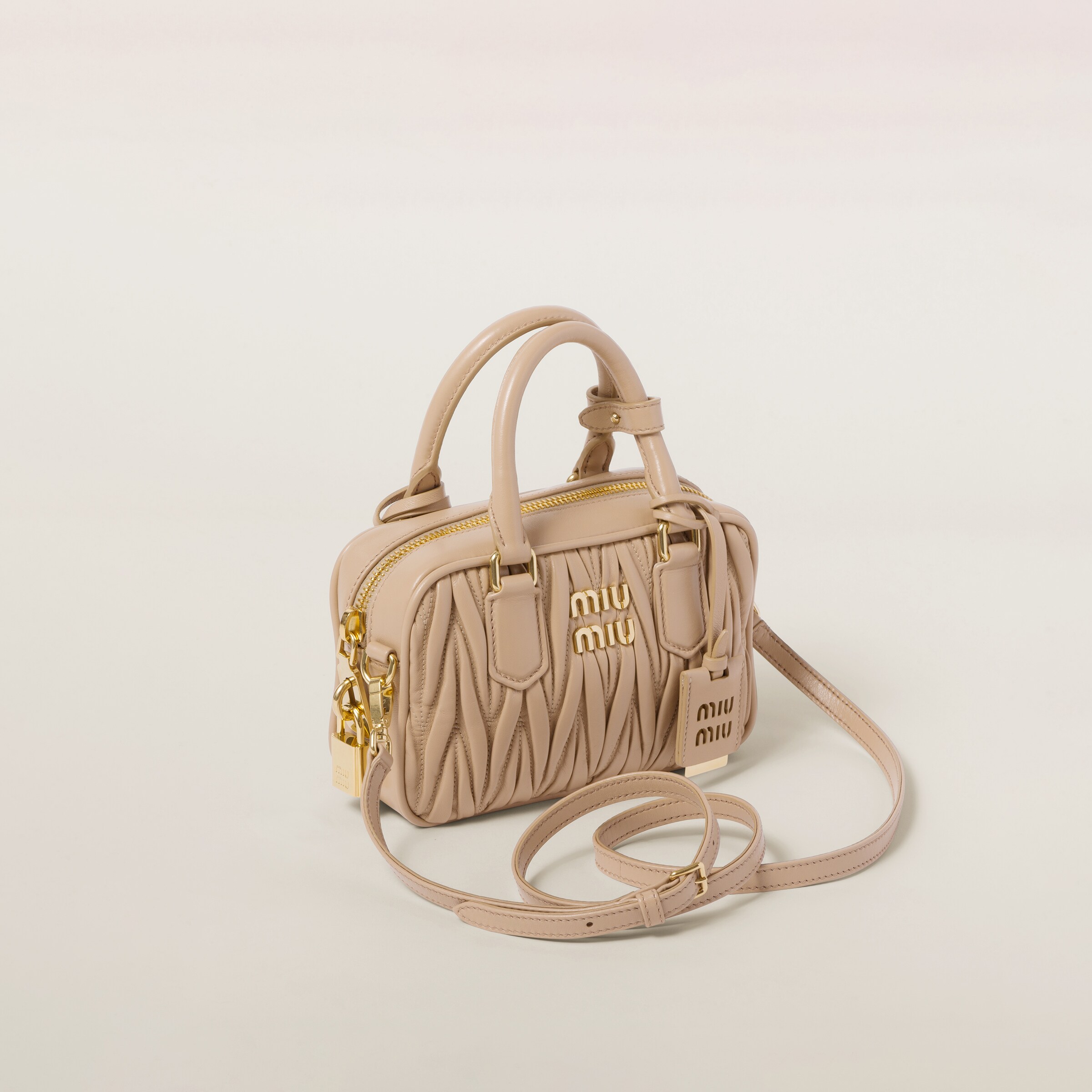 お歳暮 2025 Sand Beige Miu Miu | Bag Leather Nappa Matelassé Arcadie バッグ