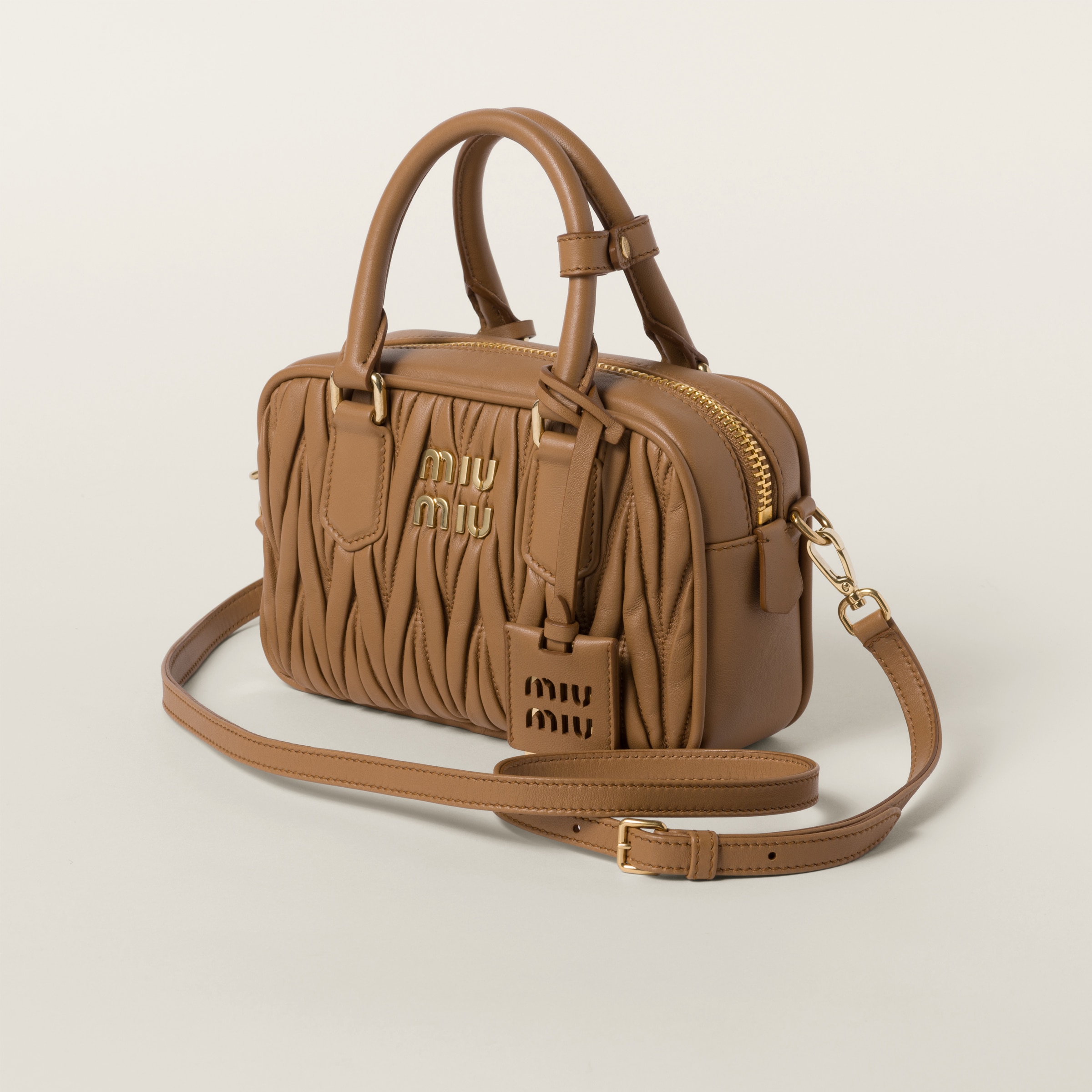 キャメル アルカディ マテラッセレザー バッグ | Miu Miu キャメル アルカディ マテラッセレザー バッグ | Miu Miu