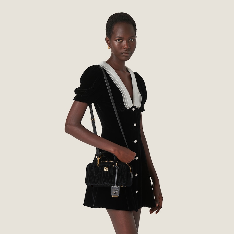 Arcadie Matelassé velvet bag